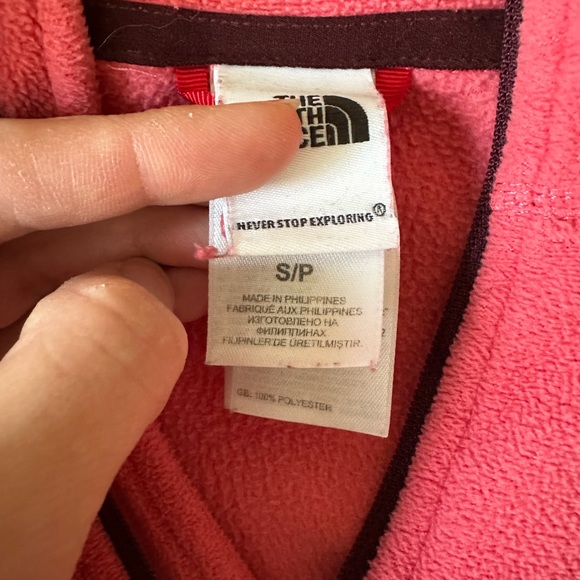 The North Face Women’s Glacier 1/4 Zip Fleece Pullover - Picture 4 of 4